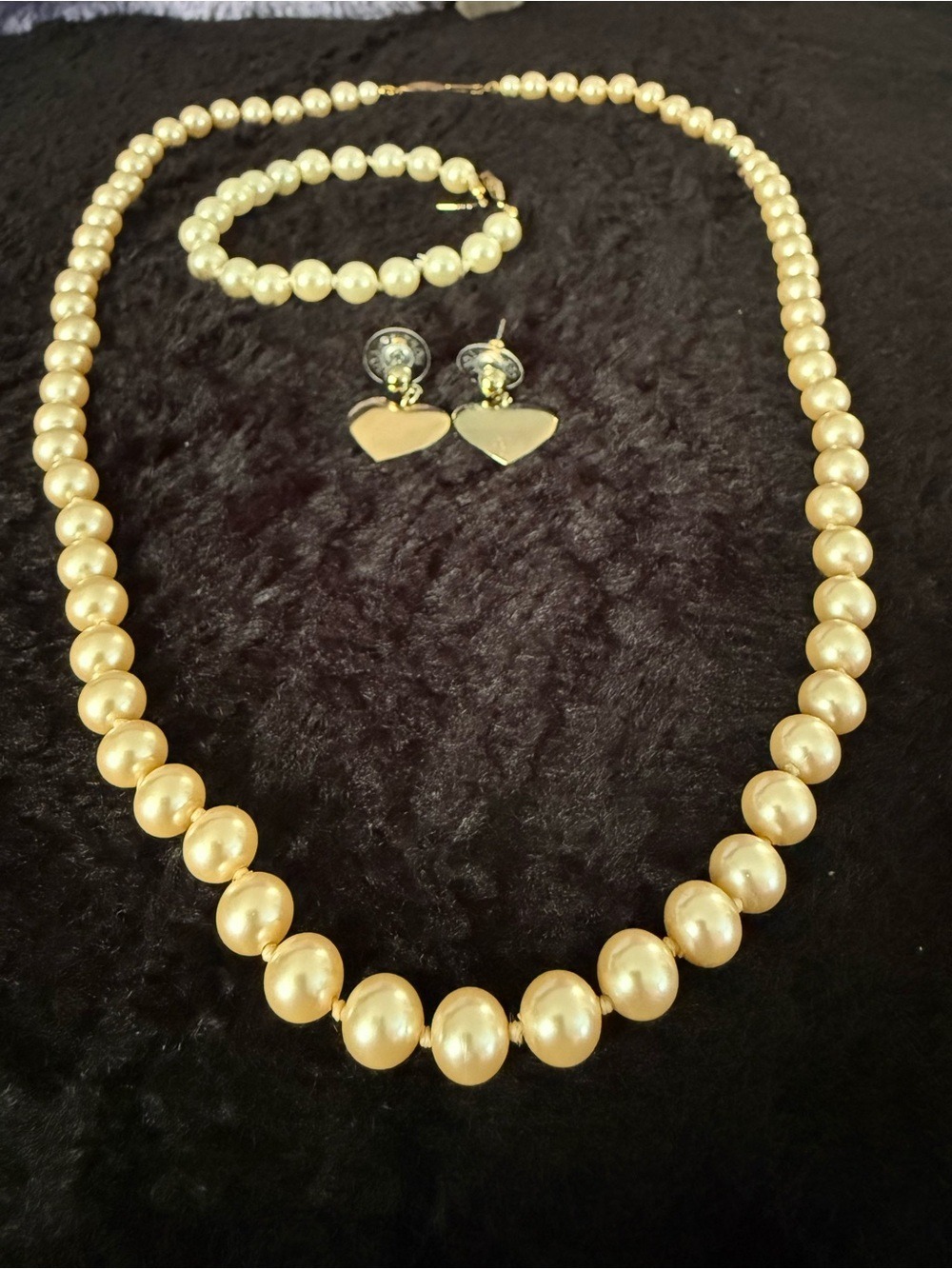 Soft Power Pearl Gold Tone Trio Vintage Japan Necklace Bracelet Heart Earrings